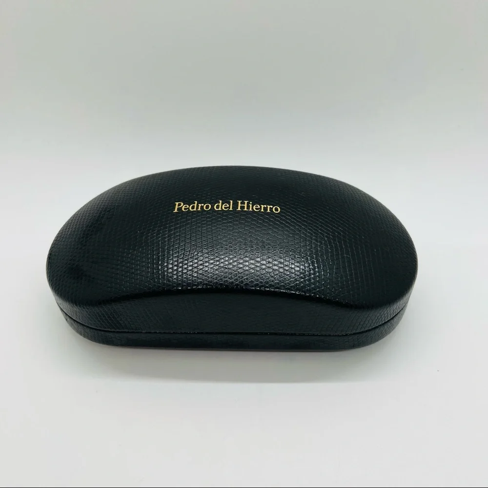 NWT Pedro del Hierro Round Sunglasses w/ Case and Dust Cloth. Purple and Gold.